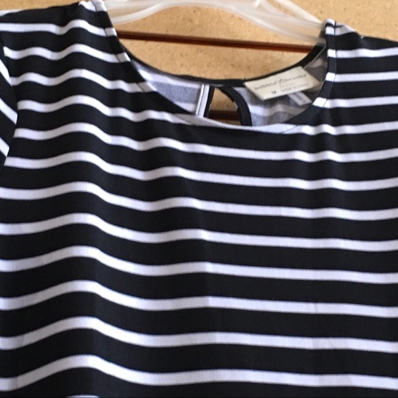 Women long sleeved striped dress - Picture 3 of 3